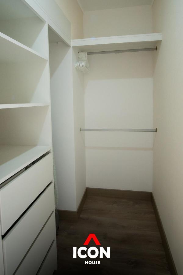 Icon - Bright 2br In Miraflores *